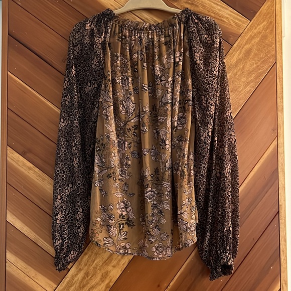 Free People Boho flows Floral Print Top, fall colors, sz. Small - Picture 2 of 11